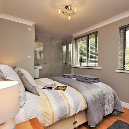 3 Bed In Brompton On Swale 58685